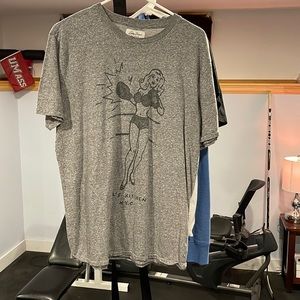 (Large) mens lucky brand designer tshirt